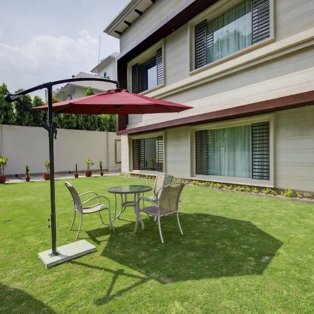La Sagrita Otel Yeni Delhi Dış mekan fotoğraf