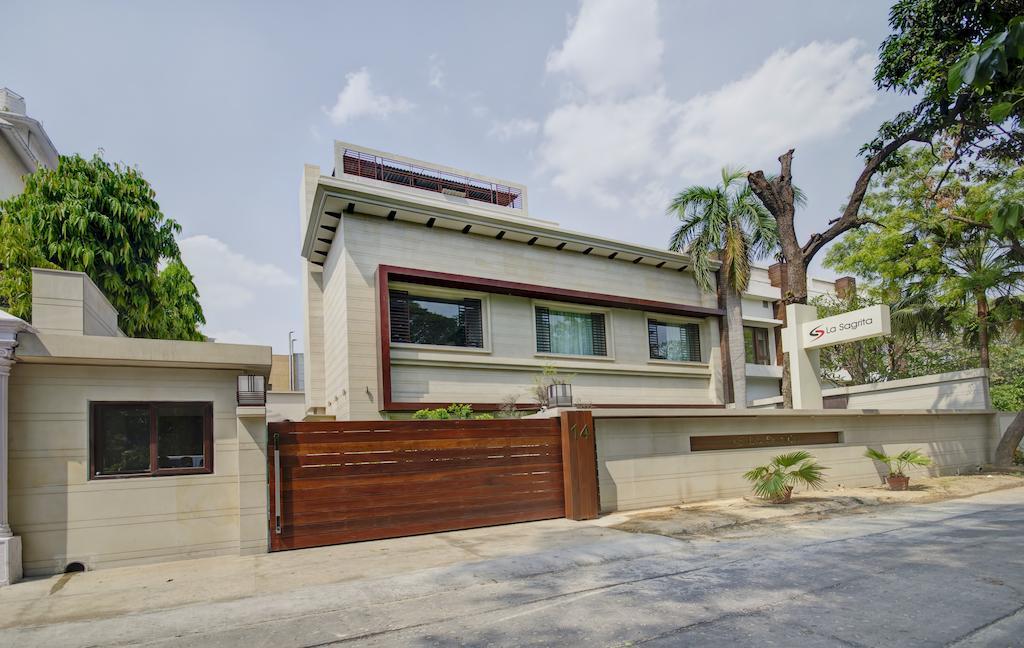 La Sagrita Otel Yeni Delhi Dış mekan fotoğraf