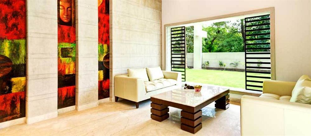 La Sagrita Otel Yeni Delhi Dış mekan fotoğraf